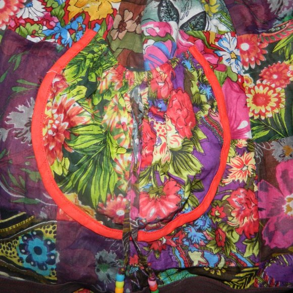 Silly Yeti Vibrant Hand Made Boho Shorts Size M (READ) (K-48) - Picture 3 of 5